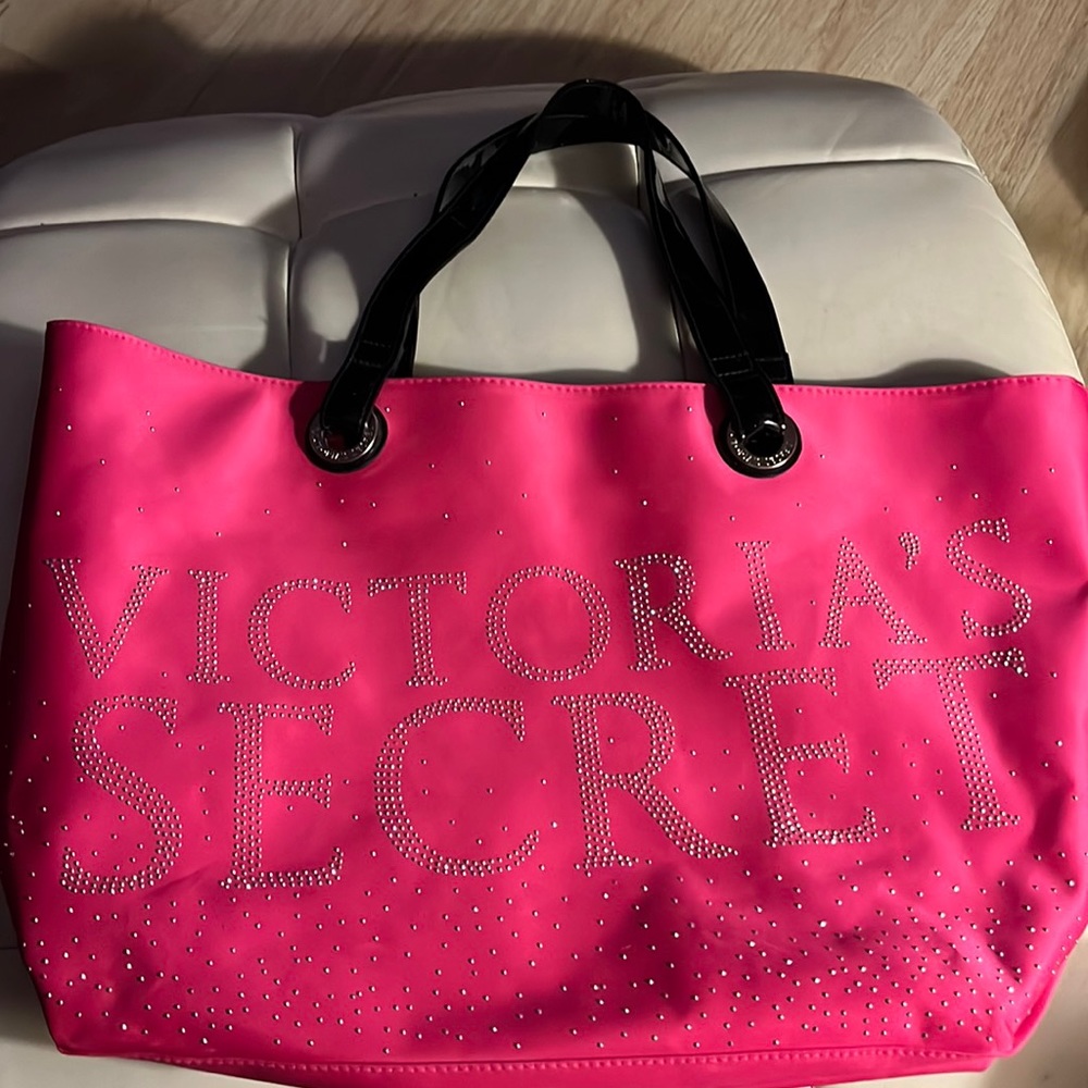 Ladies large Victoria Secret over night travel bag